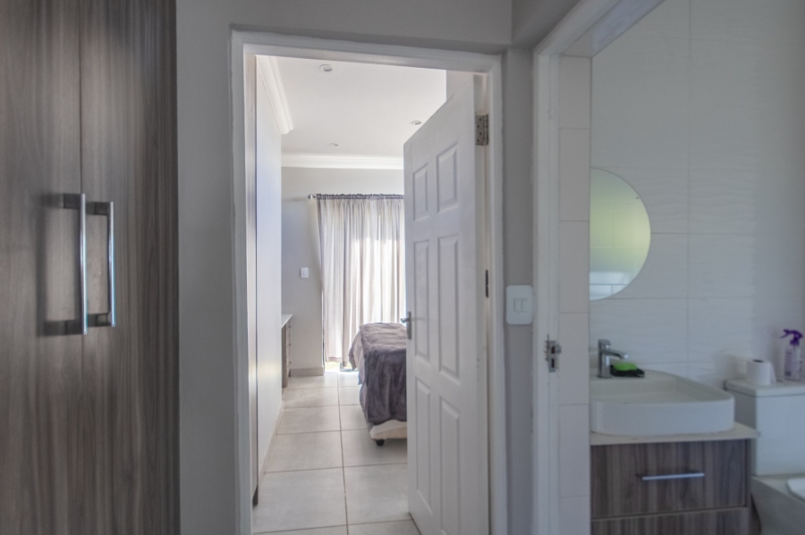 4 Bedroom Property for Sale in Melodie North West